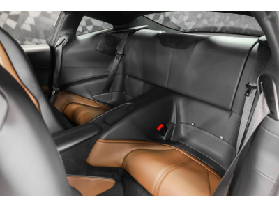 Ferrari Roma V8 - GRIGIO SILVERSTONE / CIOCCOLATO