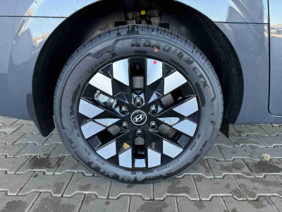 Hyundai Staria 1.6 T-GDI HEV 225 Luxury