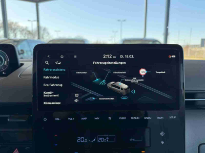 Hyundai Staria 1.6 T-GDI HEV 225 Luxury