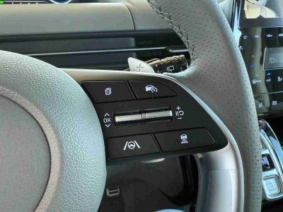 Hyundai Staria 1.6 T-GDI HEV 225 Luxury