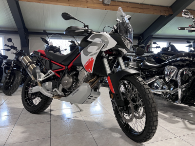 Aprilia Tuareg 660 Hailstrom White disponible aussi en 35 KW