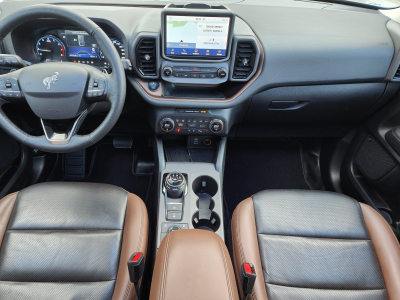 Ford Bronco 2.0 ECOBOOST BADLANDS 4X4 GPS CAMERA B&O TOIT PANO OUV SIEGES ET VOLANT CHAUFF LED