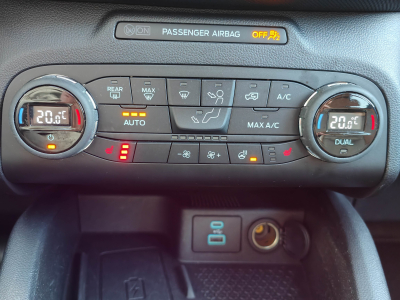 Ford Bronco 2.0 ECOBOOST BADLANDS 4X4 GPS CAMERA B&O TOIT PANO OUV SIEGES ET VOLANT CHAUFF LED