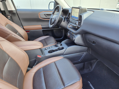 Ford Bronco 2.0 ECOBOOST BADLANDS 4X4 GPS CAMERA B&O TOIT PANO OUV SIEGES ET VOLANT CHAUFF LED