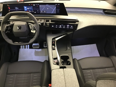 Peugeot 3008 Hybrid 145 e-DCS6 GT