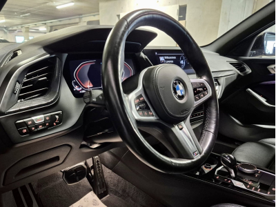 BMW M135 i XDRIVE HEAD UP CUIR LED NAVI