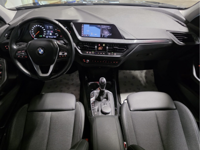 BMW 116 D SPORTLINE CUIR LED NAVI 1 HAND