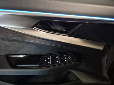 Renault Austral HYBRID E-TECH ESPRIT ALPINE FULL PANO NAVI