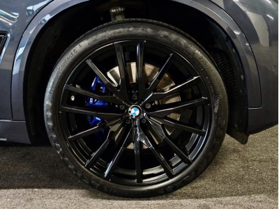 BMW X5 30D XDRIVE M SPORT PAKET HEAD UP CUIR NAVI