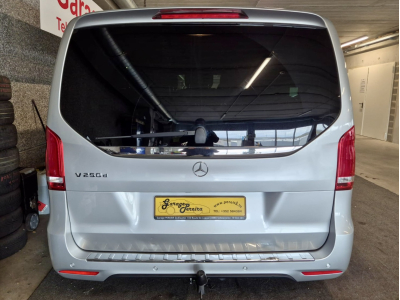 Mercedes-Benz V 250 D AMG LINE 7 SITZE CUIR NAVI 1 HAND