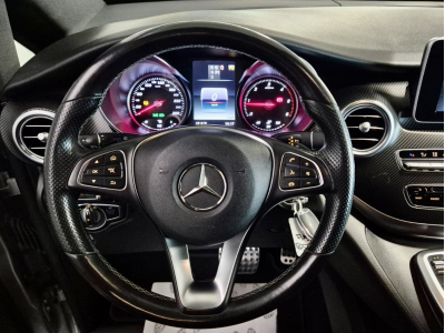 Mercedes-Benz V 250 D AMG LINE 7 SITZE CUIR NAVI 1 HAND