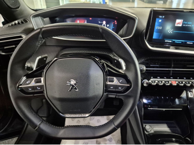 Peugeot 2008 1.5 BLUEHDI 130 ALLURE CUIR NAVI