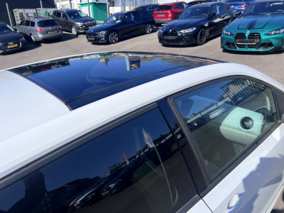 Volkswagen e-up! CLIM NAVI ELECTRIC