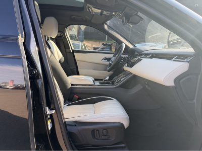 Land-Rover Range Rover Velar NEW MODEL P400 AWD R-DYNAMIC MERIDIAN PANO CUIR NAVI 1 HAND