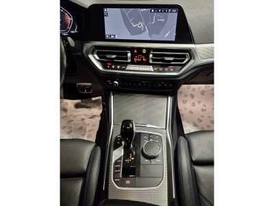 BMW 330 D 6 cyl XDRIVE TOURING M SPORT PAKET HEAD UP CUIR NAVI 1 HAND