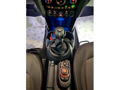 MINI Cooper 1.5 LED NAVI