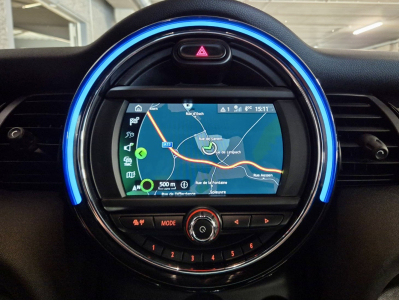 MINI Cooper 1.5 LED NAVI