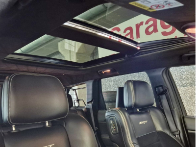 Jeep Grand Cherokee 6.4l V8 HEMI SRT NAVI CUIR PANO 1 HAND