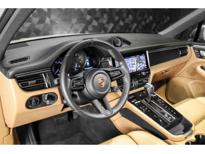 Porsche Macan III T