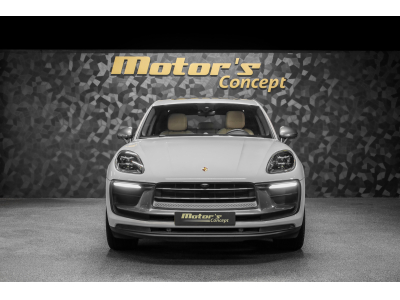 Porsche Macan III T