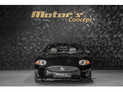 Jaguar XK V8 CÉLÉBRATION ULTIMATE 1/5