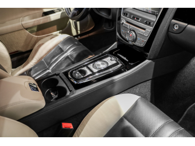 Jaguar XK V8 CÉLÉBRATION ULTIMATE 1/5