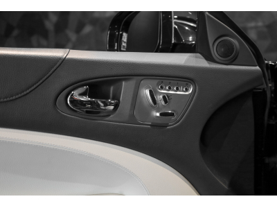 Jaguar XK V8 CÉLÉBRATION ULTIMATE 1/5