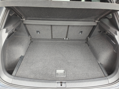 Volkswagen Tiguan 2.0 TDI R LINE GPS CARPLAY CAMERA TOIT PANO OUVRANT SIEGES VOLANTS CHAUFFANTS