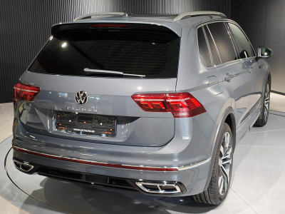 Volkswagen Tiguan 2.0 TDI R LINE GPS CARPLAY CAMERA TOIT PANO OUVRANT SIEGES VOLANTS CHAUFFANTS