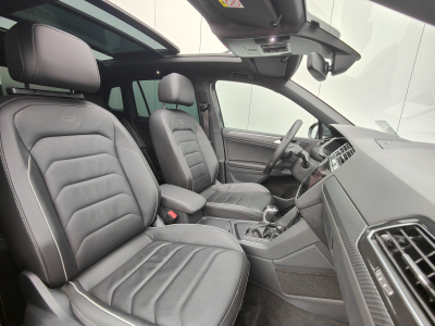 Volkswagen Tiguan 2.0 TDI R LINE GPS CARPLAY CAMERA TOIT PANO OUVRANT SIEGES VOLANTS CHAUFFANTS