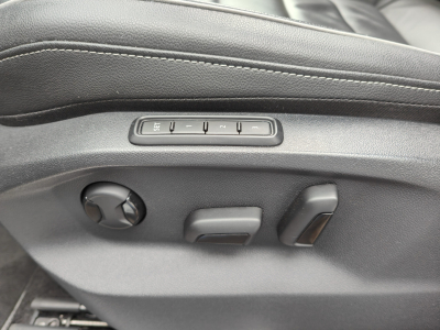 Volkswagen Tiguan 2.0 TDI R LINE GPS CARPLAY CAMERA TOIT PANO OUVRANT SIEGES VOLANTS CHAUFFANTS