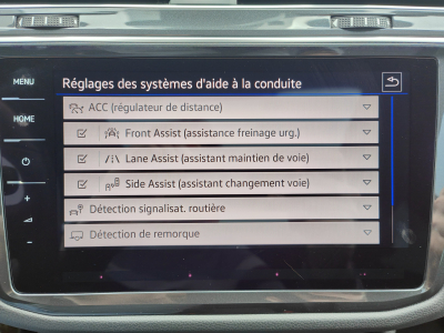 Volkswagen Tiguan 2.0 TDI R LINE GPS CARPLAY CAMERA TOIT PANO OUVRANT SIEGES VOLANTS CHAUFFANTS