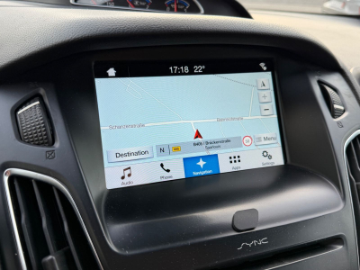 Ford Focus Lim. RS 257 KW/Schalensitze/ALLRAD/