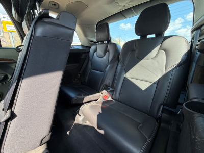 Volvo XC90 XC 90 XC90 Momentum Plug-In Hybrid AWD/ 7xSitzer