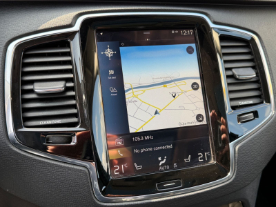 Volvo XC90 XC 90 XC90 Momentum Plug-In Hybrid AWD/ 7xSitzer