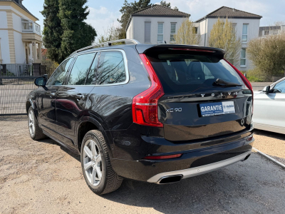 Volvo XC90 XC 90 XC90 Momentum Plug-In Hybrid AWD/ 7xSitzer