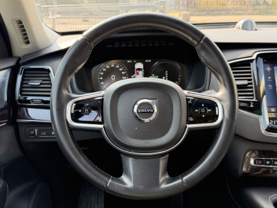 Volvo XC90 XC 90 XC90 Momentum Plug-In Hybrid AWD/ 7xSitzer