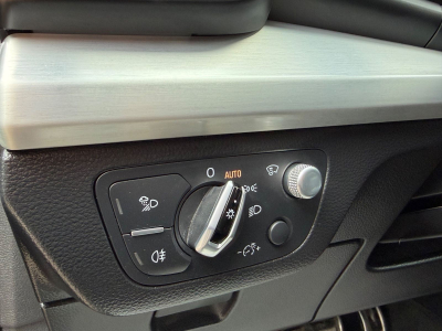 Audi Q5 quattro S-LINE/HYBRIED/HEADUP/