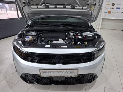 Opel Corsa 1.2 TURBO 101 GS, LED, VIRTUAL, KAMERA, CARPLAY,TEMPO, CUIR