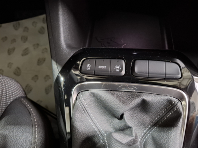 Opel Corsa 1.2 TURBO 101 GS, LED, VIRTUAL, KAMERA, CARPLAY,TEMPO, CUIR