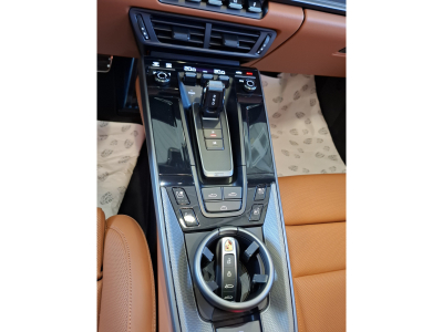 Porsche 992 FACELIFT CARRERA CABRIO PACK CHRONO BOSE CUIR NAVI 1 HAND 360°