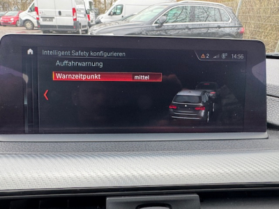 BMW 330 BMW 330 X DRIVE TOURING SHADOW LINE M SPORT PAKET STANDHEIZUNG