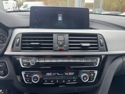 BMW 330 BMW 330 X DRIVE TOURING SHADOW LINE M SPORT PAKET STANDHEIZUNG