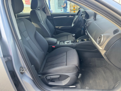 Audi A3 AUDI A3 NAVI XENON MFL TEMPOMAT BII XENON