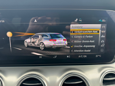 Mercedes-Benz E 53 AMG MERCEDES-BENZ E53 AMG E T-Modell 4Matic+ LED 360 Kamera Night PANORAMA