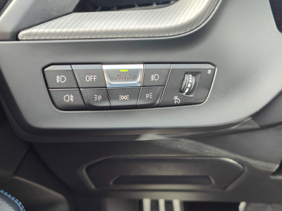 BMW 120 120iA SDRIVE PACK M GPS CARPLAY SIEGES CHAUFFANTS ECLAIRAGE AMB