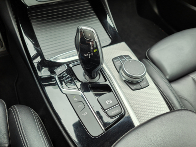 BMW X3 XDRIVE20i PACK M CUIR TOIT PANO OUV ATTELAGE ELEC