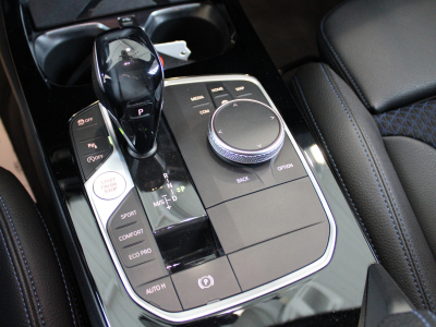 BMW 118 i M SPORT PAKET PANO CUIR NAVI 1 HAND