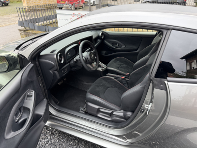 Toyota Yaris GR Facelift 281 BVA8 full track