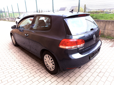 Volkswagen Golf 1.6 Tdi 105 comfortline BlueMotion